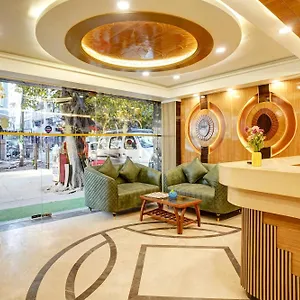 Just Renovated - Krishna Palace With Parking & Only 2 Mins Walk From Metro New Delhi